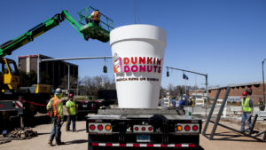 hc-giant-dunkin-donuts-cup-raised-at-yard-goat-005